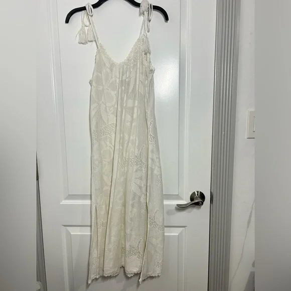 Aerie White Semi Sheer Tropical Floral Lace Beach Cover Up Dress size small NWT - Picture 12 of 16